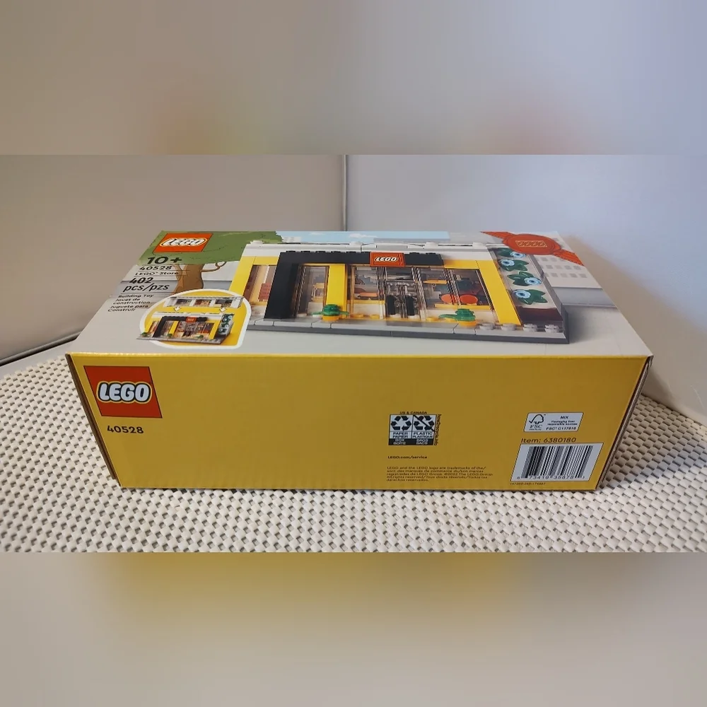 Lego 40528 Lego Store Building Set NWT Building Toy Set - Picture 4 of 4
